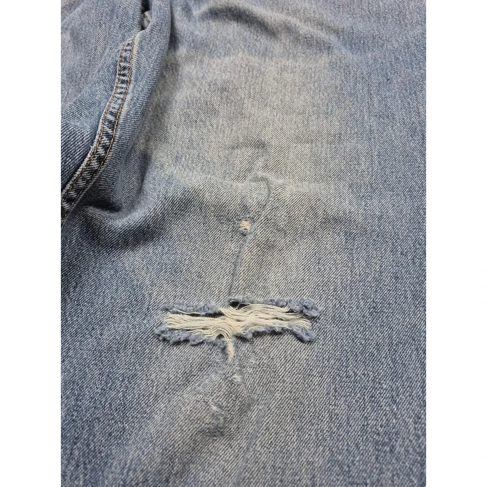 Vintage Levis 560 Loose Tapered Jeans Mens 36x30 Blue Denim USA 90s Distressed